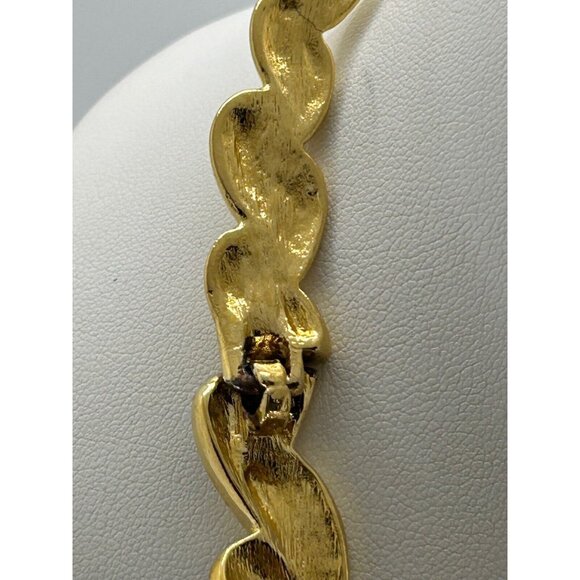 Trifari Collar Necklace Gold Tone Black Enamel Panel Vintage Box Clasp - Picture 13 of 14